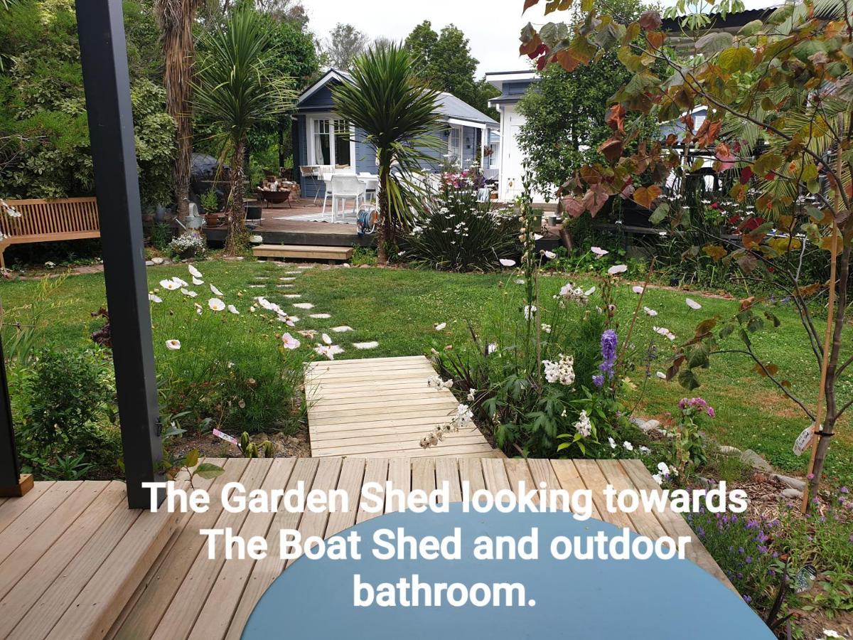 Cabins On Tudor Bed & Breakfast Motueka ภายนอก รูปภาพ