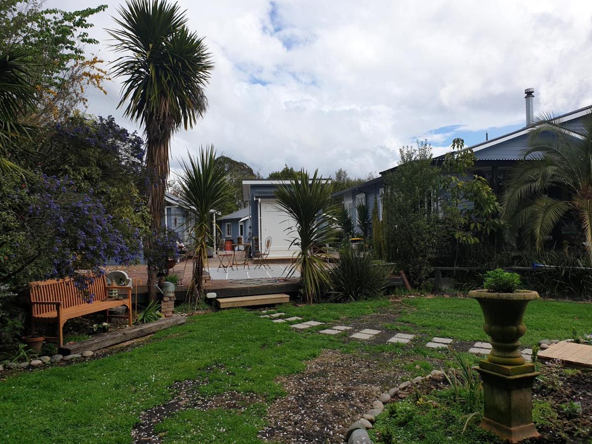 Cabins On Tudor Bed & Breakfast Motueka ภายนอก รูปภาพ